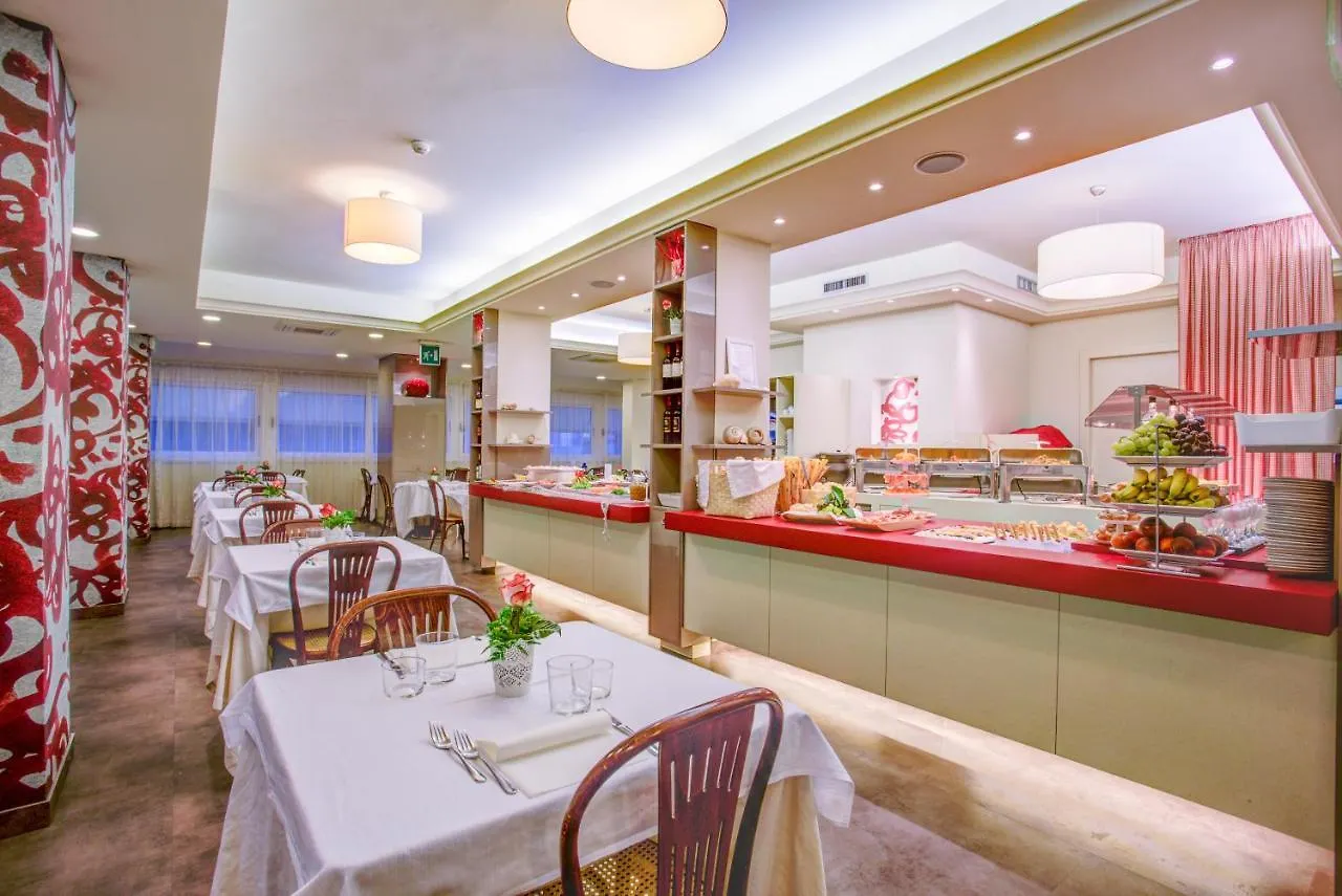 Hotel La Fenice Rimini 3*,