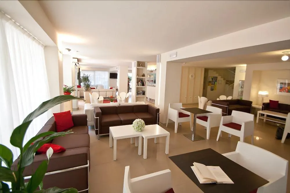 Hotel La Fenice Rimini 3*,