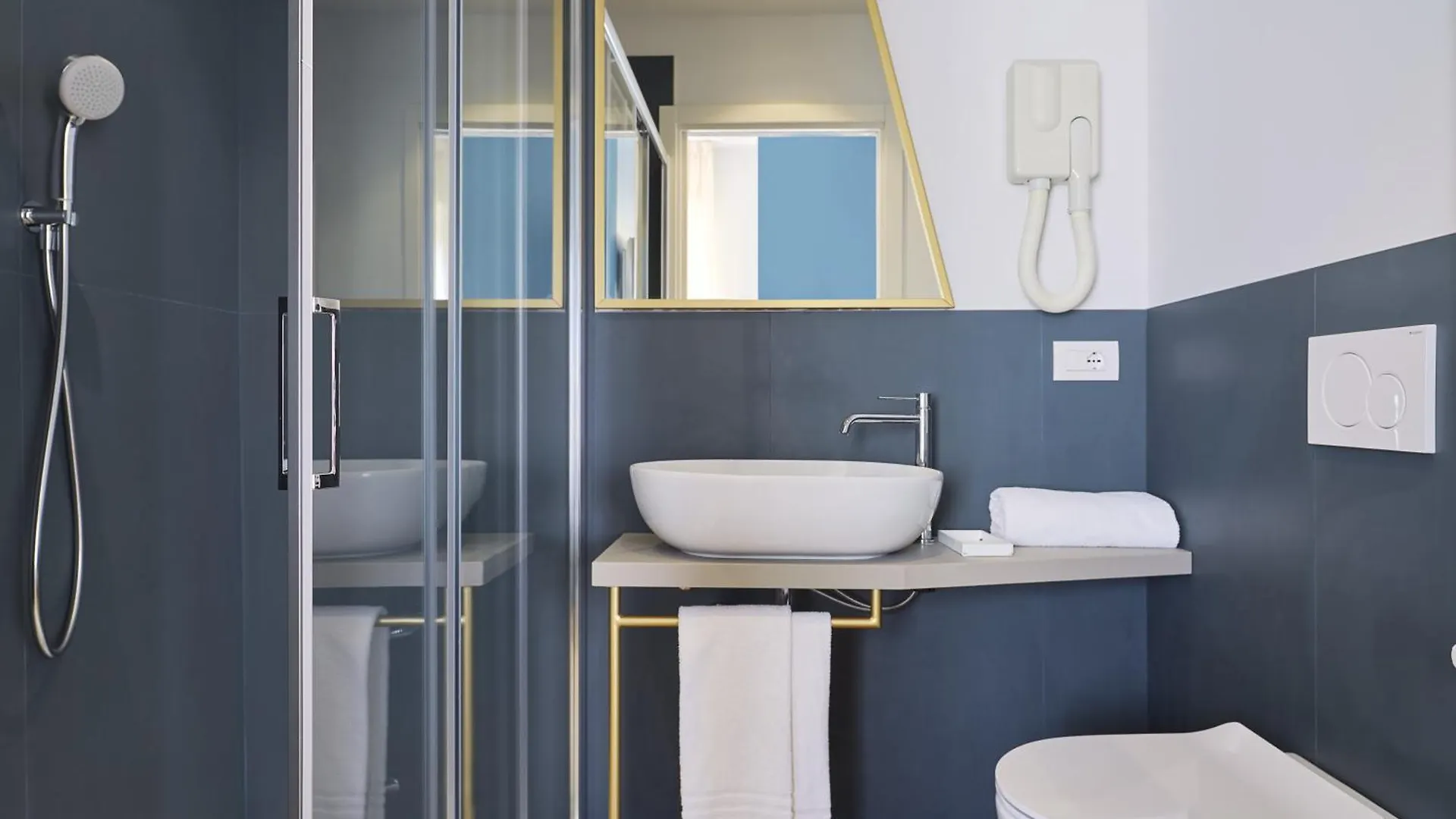 ***  Hotel La Fenice Rimini Italy